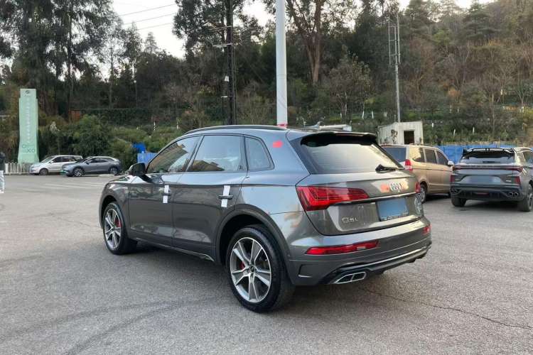 Used Audi Q5L 2021 40 TFSI Fashionable and Elegant Model