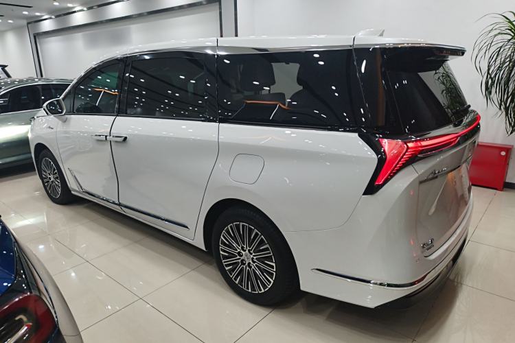 Used Buick GL8 New Energy 2024 Lu Zun Deluxe Edition 7-Seater