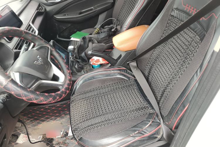 Used Wuling Hongguang S3 2018 1.5L Manual Comfort Model China V Standard
