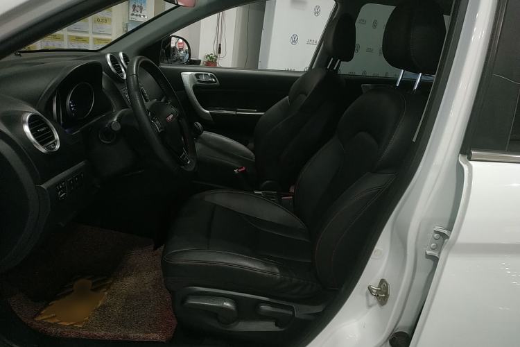 Used Haval H6 2015 Upgraded Model 1.5T Manual Two-Wheel Drive Elite Version
