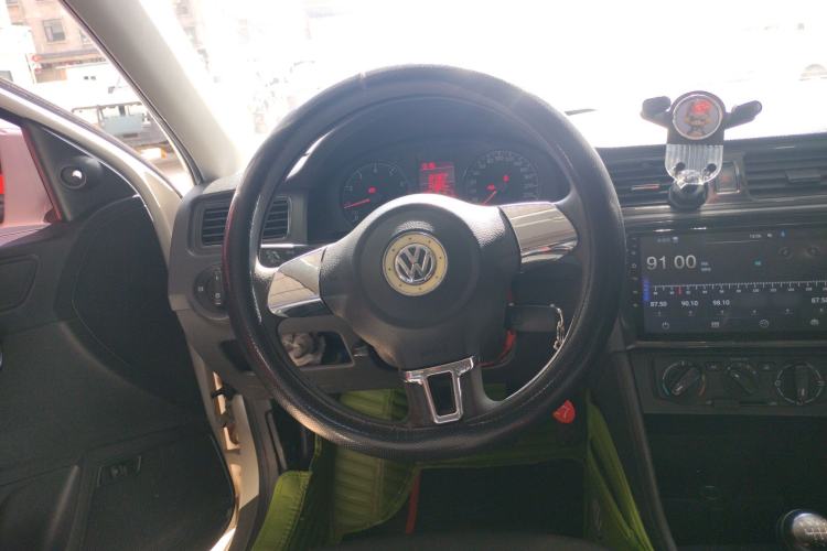 Used Volkswagen Santana 2015 1.4L Manual Fashion Edition
