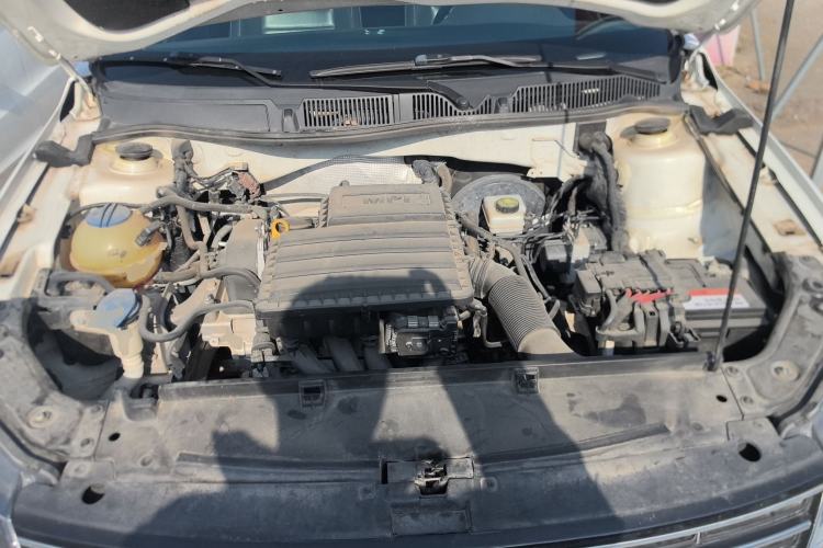 Used Volkswagen Lavida 2017 1.6L Automatic Comfort Edition
