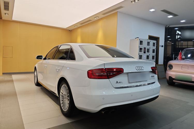 Used Audi A4L 2015 35 TFSI Automatic Comfort Model
