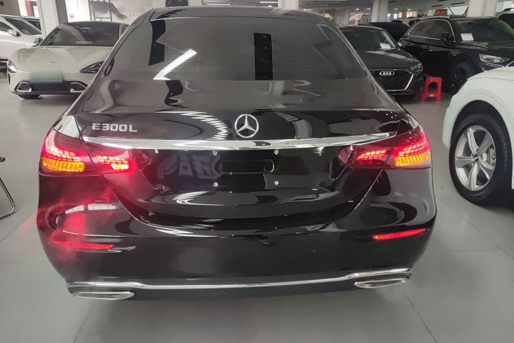 Used Mercedes-Benz E-Class 2022 Second Facelift E 300 L Luxury Edition