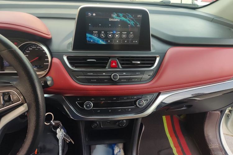 Used  Refine S3 2017 1.5L Manual Luxury Smart Model