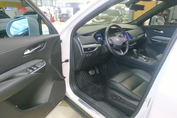 Used Cadillac XT4 2018 28T Two-Wheel Drive Leading Version
