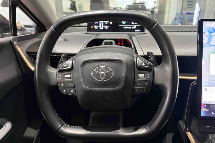 Used Toyota bZ3 2023 616 km Long-Range PRO
