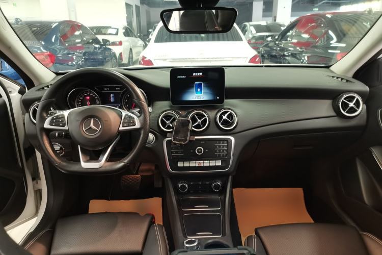 Used Mercedes-Benz GLA 2019 GLA 200 Fashion Model
