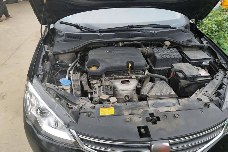 Used Roewe 360 2015 1.5L manual luxury edition
