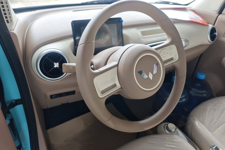 Used Wuling Hongguang MINIEV 2025 Four-Door Version Advanced Edition
