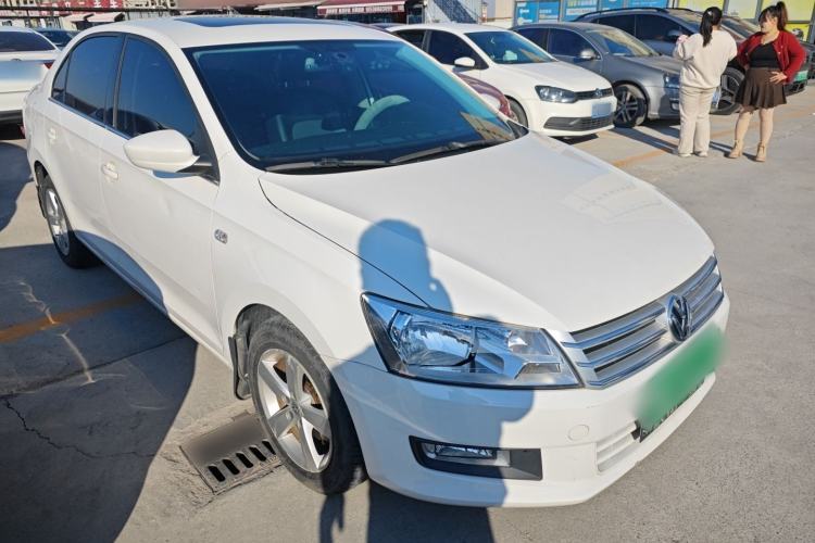 Used Volkswagen Santana 2015 1.4L Manual Comfort Edition
