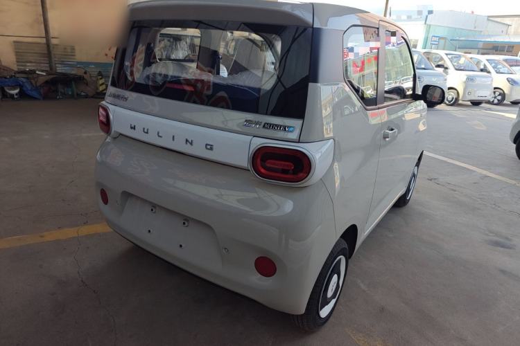 Used Wuling Hongguang MINIEV 2024 3rd Generation 215km Youth Edition