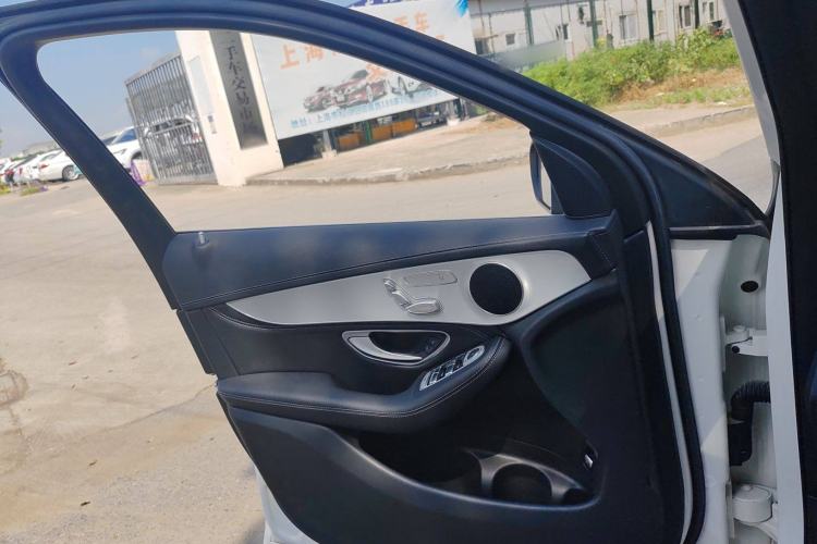 Used Mercedes-Benz GLC 2020 GLC 260 L 4MATIC Dynamic Model
