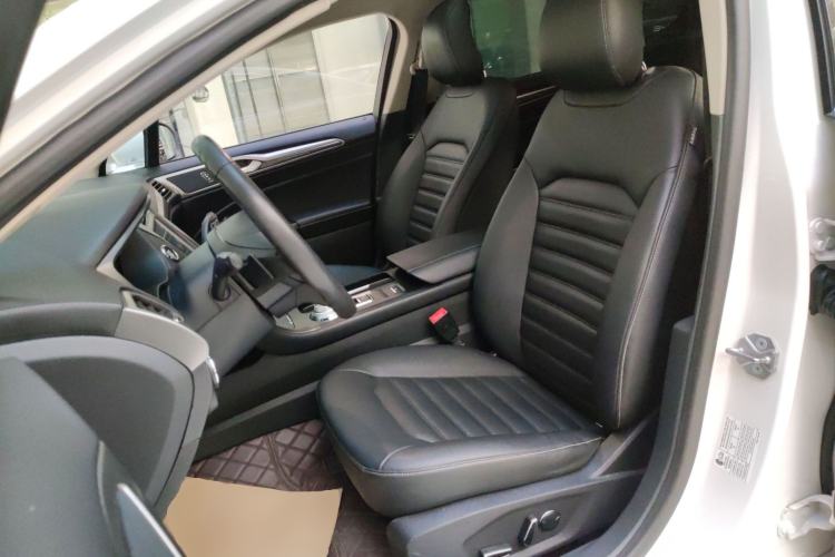 Used Ford Mondeo 2018 EcoBoost 180 Smart Control Fashion Model China VI Standard
