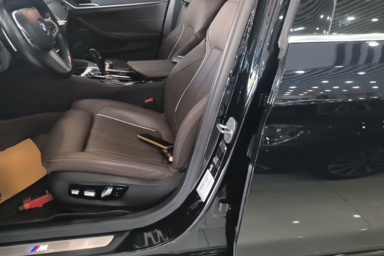 Used BMW 5 Series 2022 Second Facelift 530Li Luxury Version M Sport Package