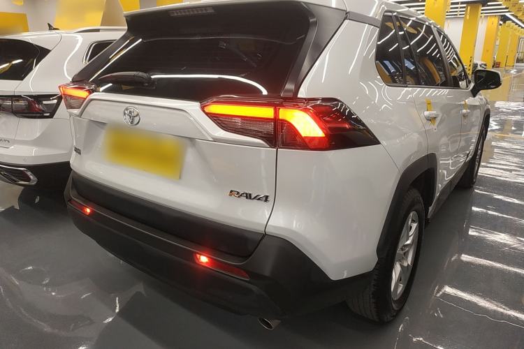 Used Toyota RAV4 2023 2.0L CVT Two-Wheel Drive Urban Edition
