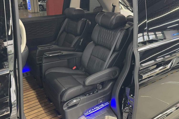 Used Honda Elysion 2022 2.0L eHEV Luxury First Edition
