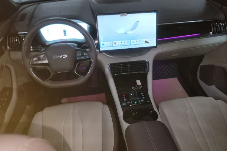 Used BYD Song PLUS New Energy 2025 EV Intelligent Driving Version 520km Premium Model
