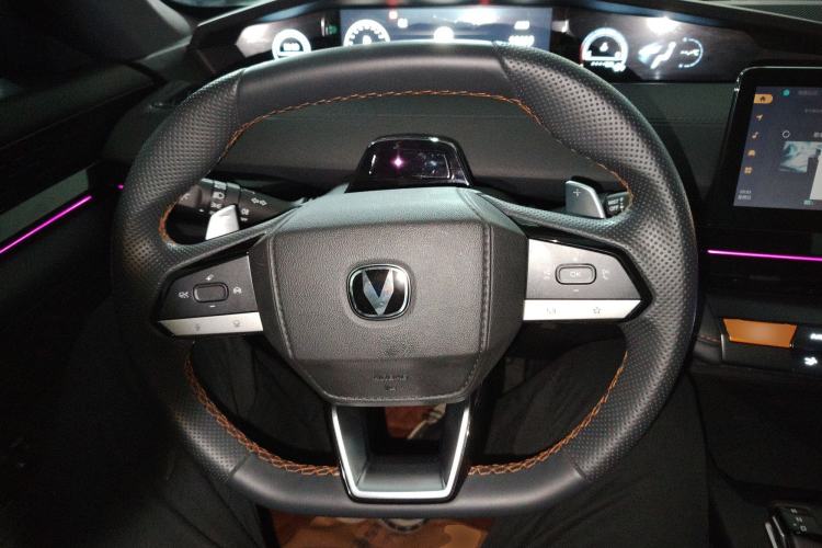 Used Changan UNI-V 2022 1.5T Prestige Version