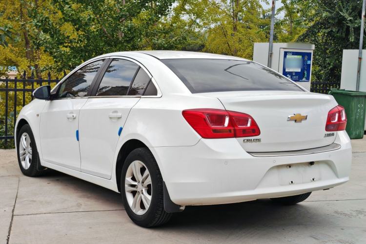 Used Chevrolet Cruze 2015 1.5L Classic SE AT
