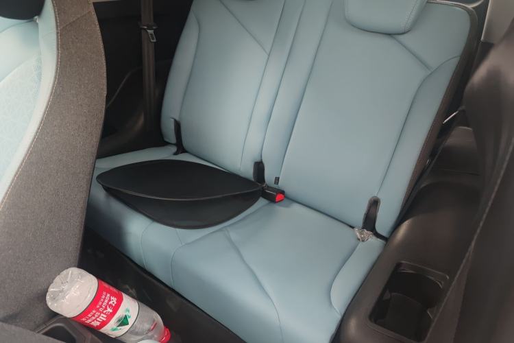 Used Chery Little Ant 2022 Sweet Pink Edition Half-Sugar Version Lithium Iron Phosphate 29.2 kWh 30 kW 301 km
