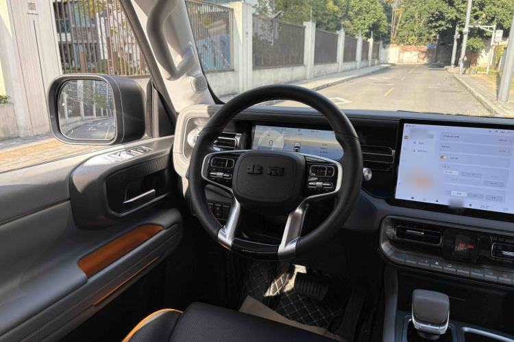 Used  BJ40 2024 2.0T All-New Urban Hunter Edition Chivalrous Style