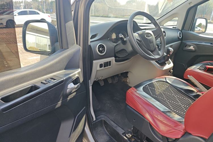 Used  M3 2018 1.6L Express Edition 5-seater