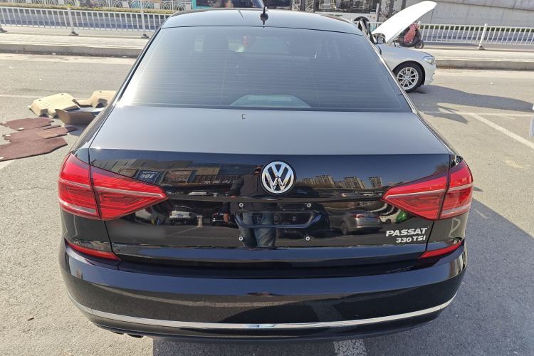 Used Volkswagen Passat 2017 1.8TSI DSG Government Procurement Version (CEA Engine)
