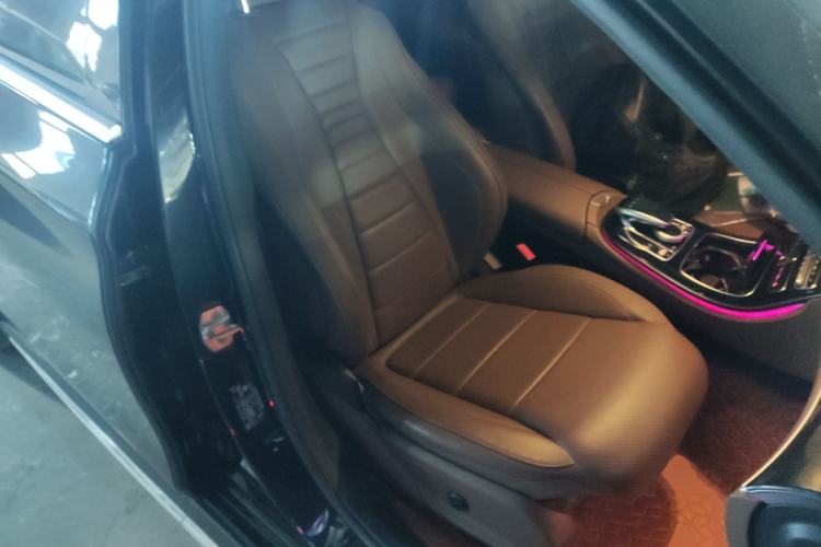 Used Mercedes-Benz E-Class 2016 E 300 L Sporty and Stylish Model
