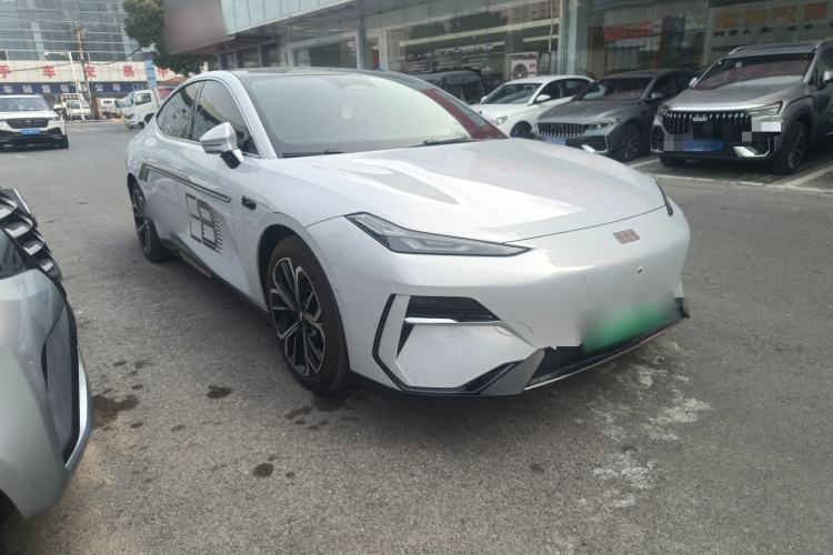 Used  E8 2025 700 km Long-Range Intelligent Driving Version
