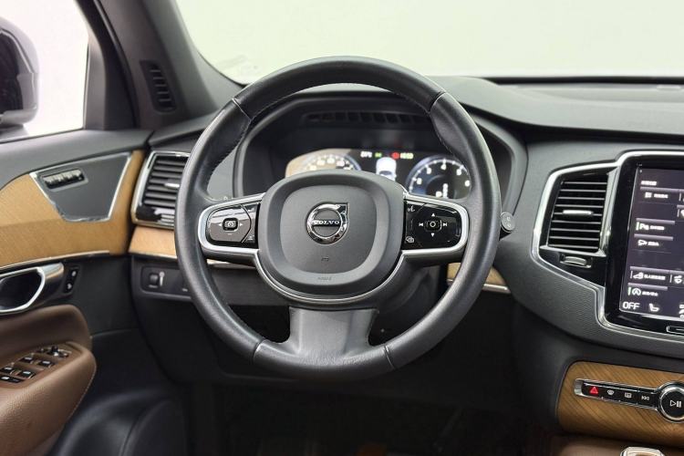 Used Volvo XC90 2022 B6 Zhiyi Luxury Edition 7-Seater

