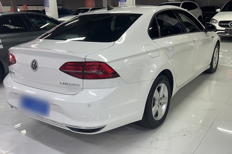 Used Volkswagen Lamando 2021 230TSI DSG Fashion Edition
