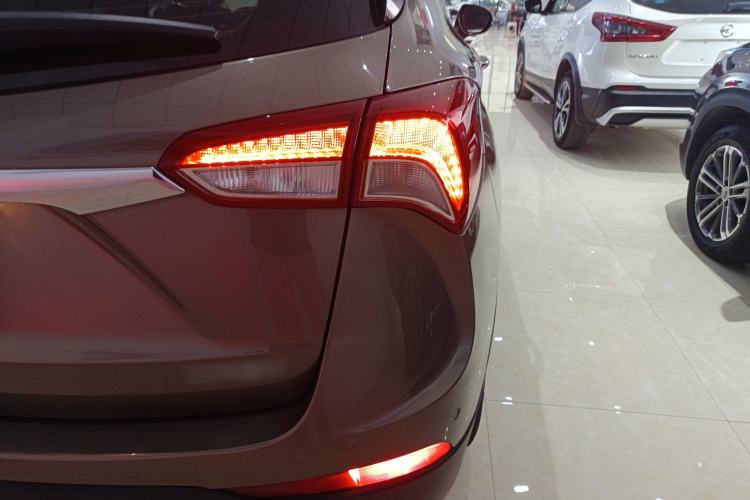 Used Buick Envision 2019 20T Two-Wheel Drive Elite Version China VI Standard
