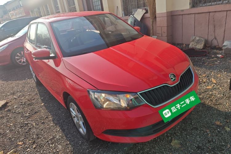Used Skoda Fabia 2017 1.4L Automatic Car Enjoy Edition
