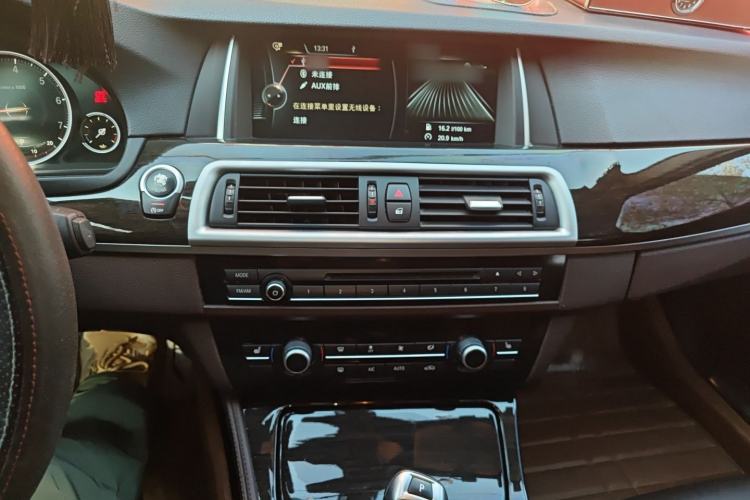 Used BMW 5 Series 2014 525Li Luxury Design Package
