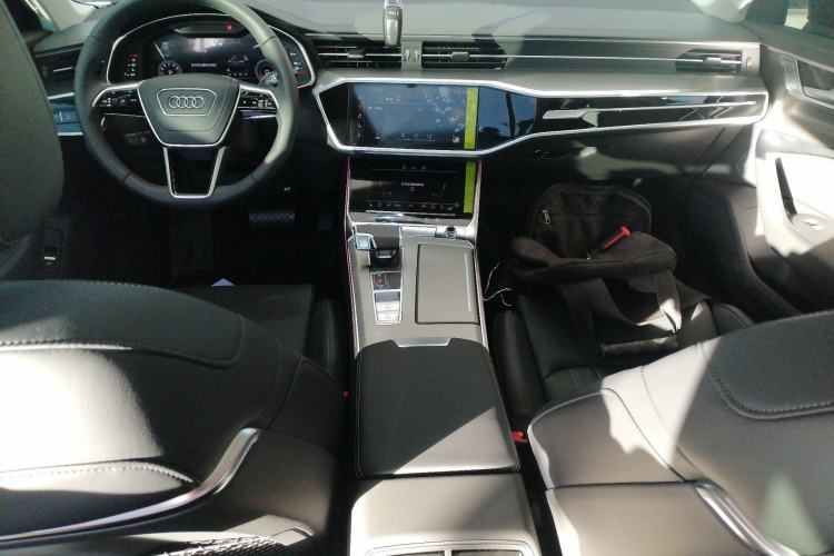 Used Audi A6L 2025 45 TFSI Prestige Dynamic Edition + Ventilated Comfort Package
