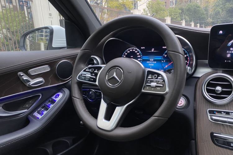 Used Mercedes-Benz GLC 2020 Facelift GLC 260 L 4MATIC Luxury Edition
