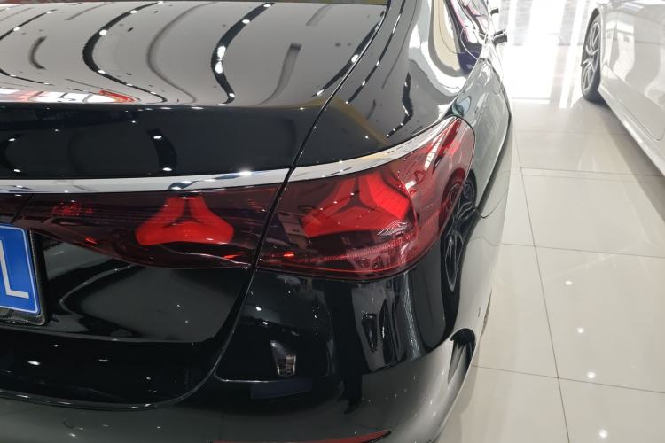 Used Mercedes-Benz E-Class 2024 Facelift E 300 L Fashion Sport Edition
