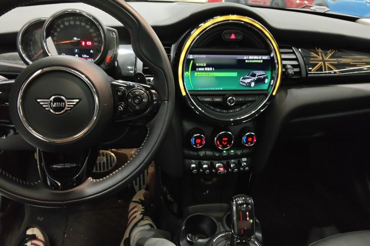 Used  MINI 2019 2.0T COOPER S Artist