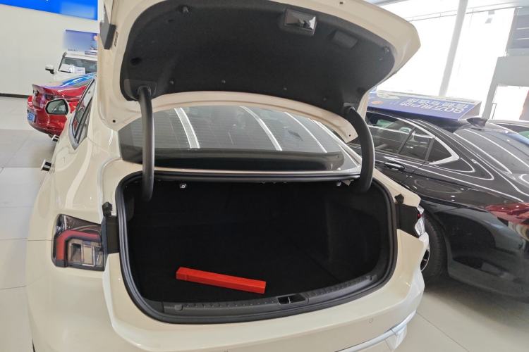 Used Ford Mondeo 2025 2.0T EcoBoost Luxury Version
