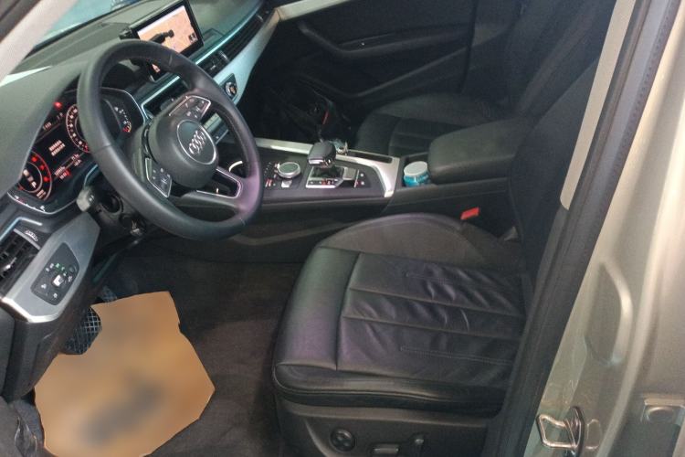 Used Audi A4L 2019 40 TFSI Fashion Version China V
