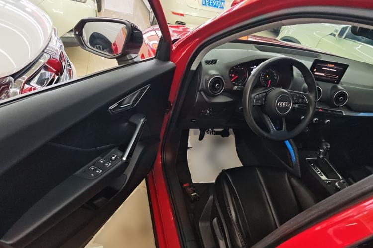 Used Audi Q2L 2018 35 TFSI Launch Exclusive Edition China V