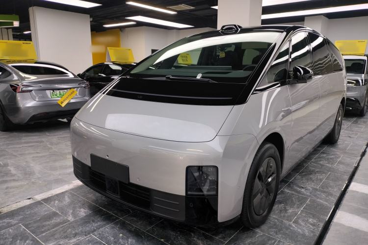 Used Li Auto MEGA 2024 Ultra Model