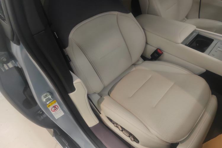 Used  12 2023 650 Three-Laser Four-Wheel Drive Performance Edition