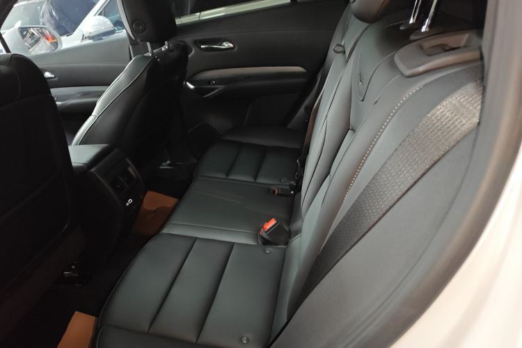 Used Cadillac XT4 2018 28T Two-Wheel Drive Leading Version
