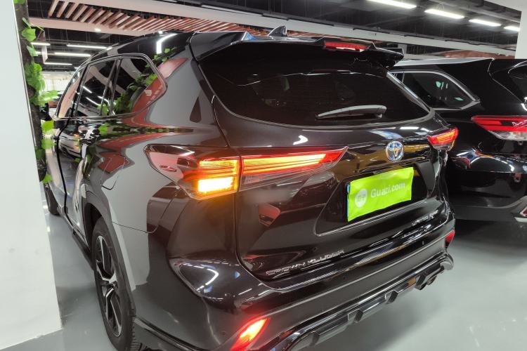 Used Toyota Crown Kluger 2021 2.5L HEV Four-Wheel Drive Flagship Edition
