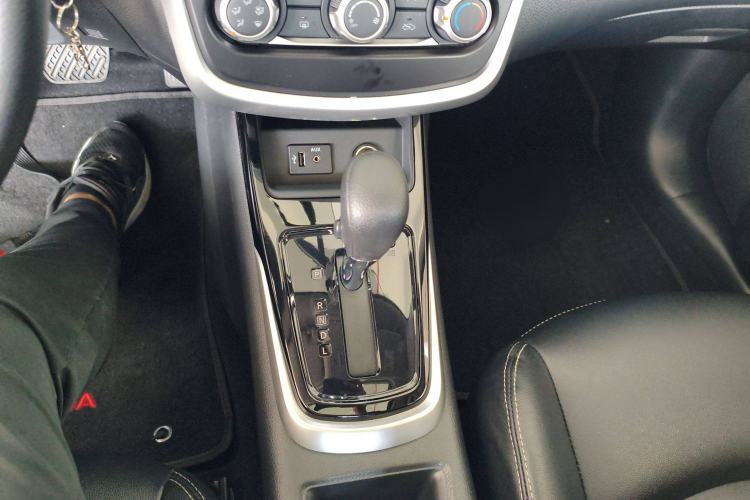 Used Nissan Tiida 2021 1.6L CVT Cool Edition
