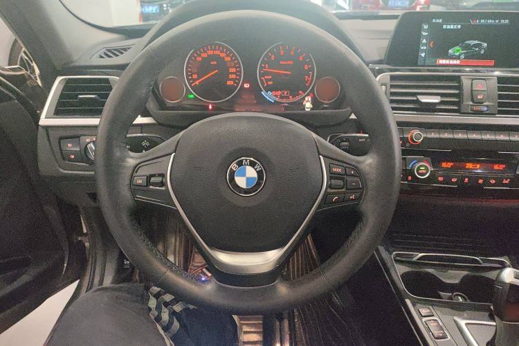 Used BMW 3 Series 2018 320Li Fashion Model
