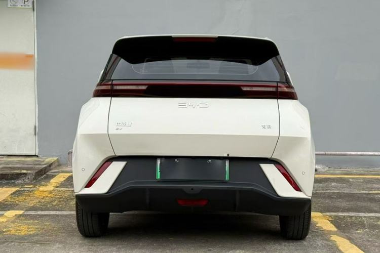 Used BYD Seagull 2025 305 km Free Version
