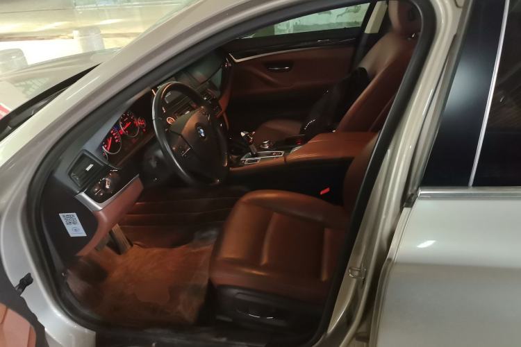 Used BMW 5 Series 2015 520i Elegant Edition